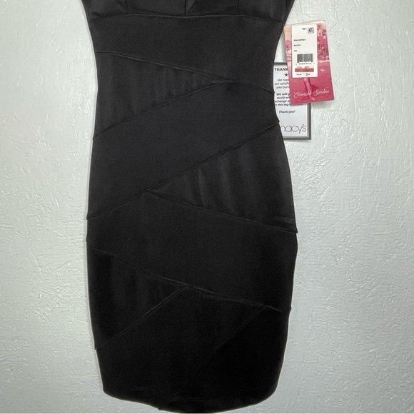 NWT Emerald Sundae Black Gold V Body-Con Elegant Holiday Party Dress Size XS - Picture 3 of 9